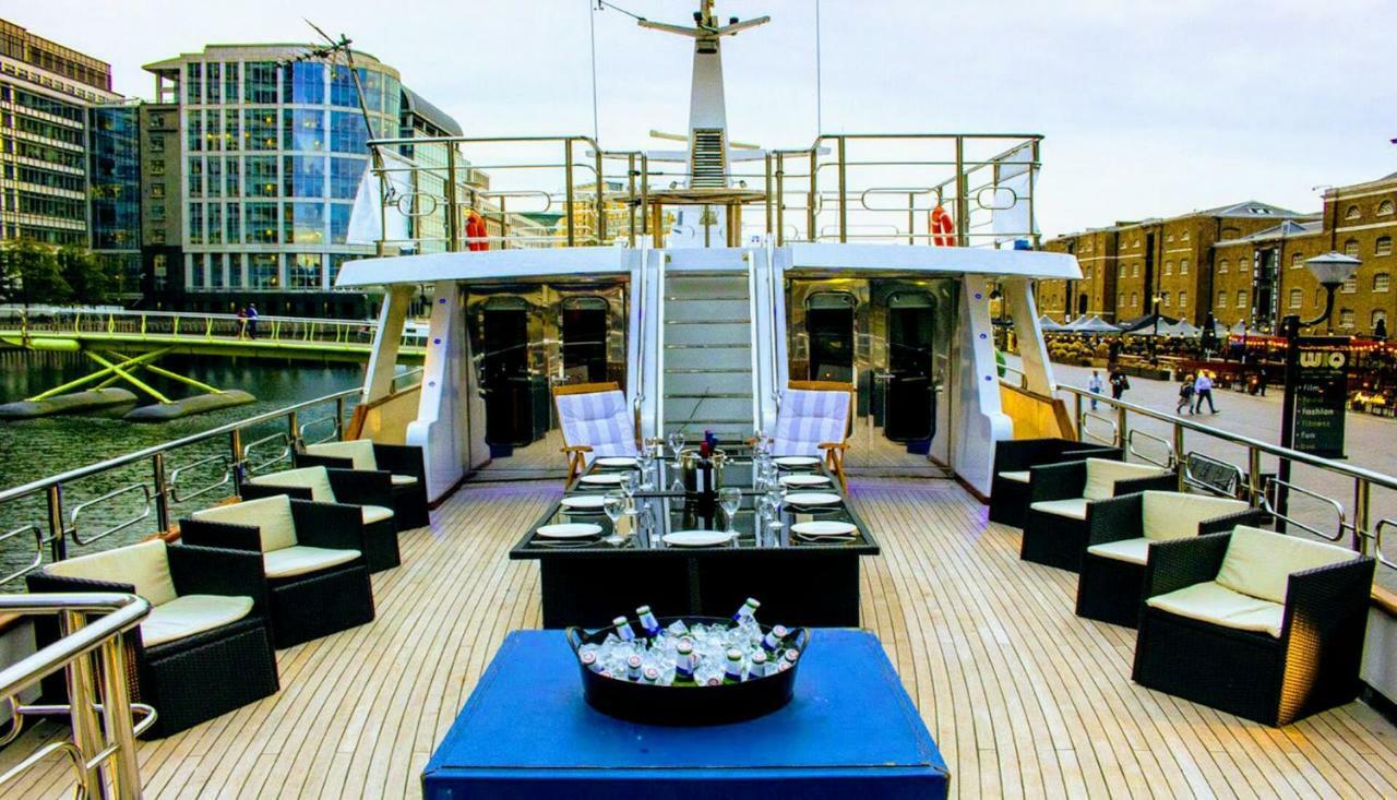 Hotel Absolute Pleasure Yacht Londres Exterior foto